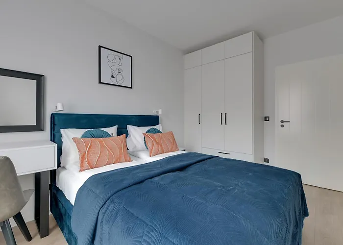 Scala 60H City Center Premium Apartments With Parking By Lion Apartments