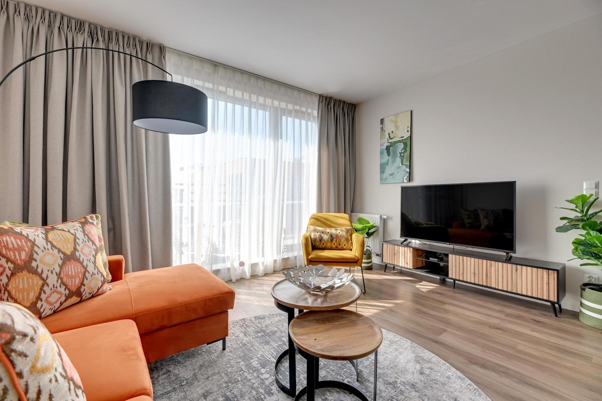Scala 60h Center Premium With Parking By Lion Gdansk