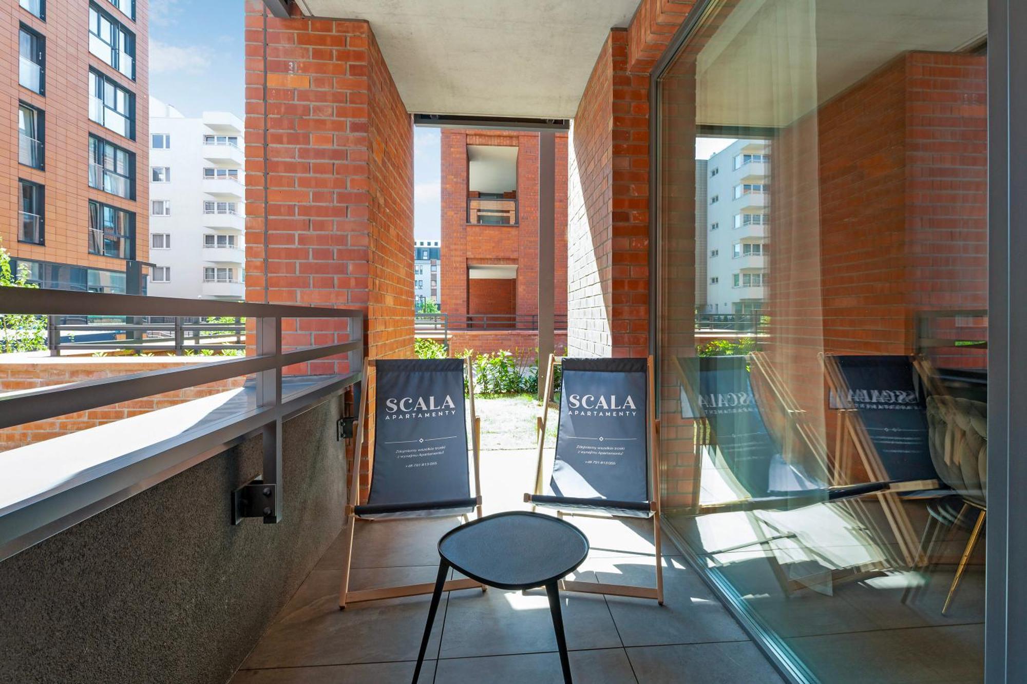 Scala 60h Center Premium With Parking By Lion