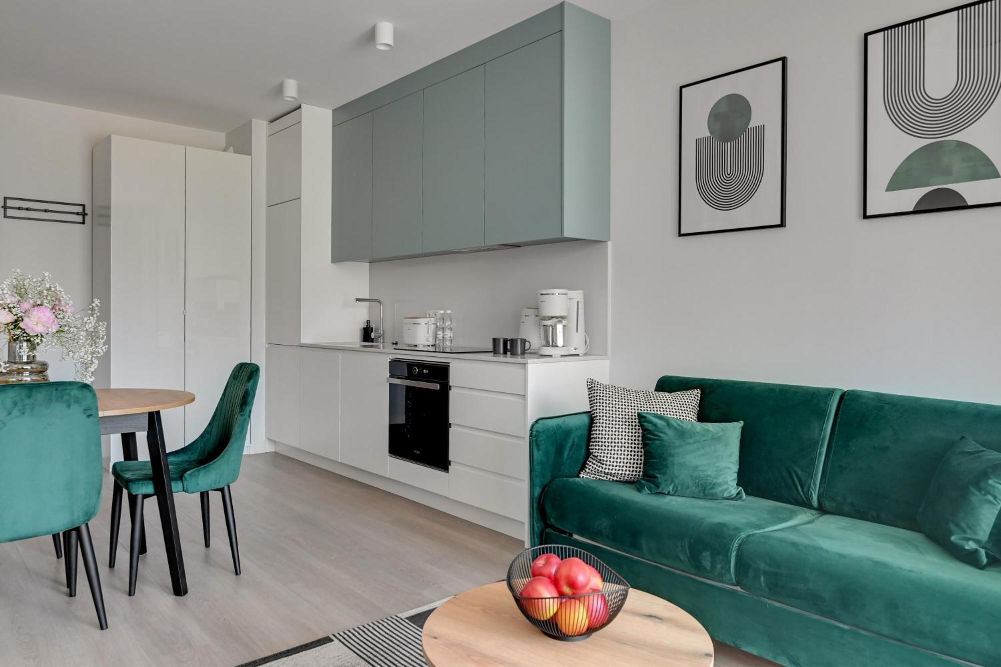 Scala 60h Center Premium With Parking By Lion Apartment